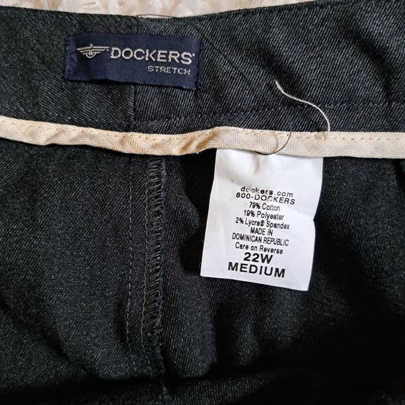 Dockers Woman Flat Front Stretch Pants Charcoal Gray 22W Medium NWT - Picture 6 of 7